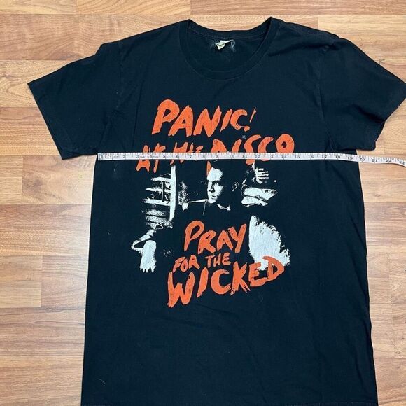 Panic at the Disco Mens Black Pray for the Wicked Band Shirt Size Medium - Picture 5 of 7